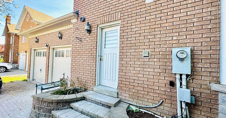 B-3 Old Park Lane, Richmond Hill, ON, L4B 2M5 - 2