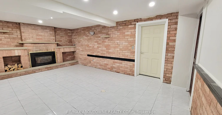 11 Mathewson Street, Vaughan, ON, L6A 1B6 - 2