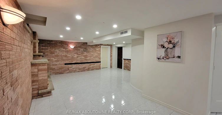 11 Mathewson Street, Vaughan, ON, L6A 1B6 - 14