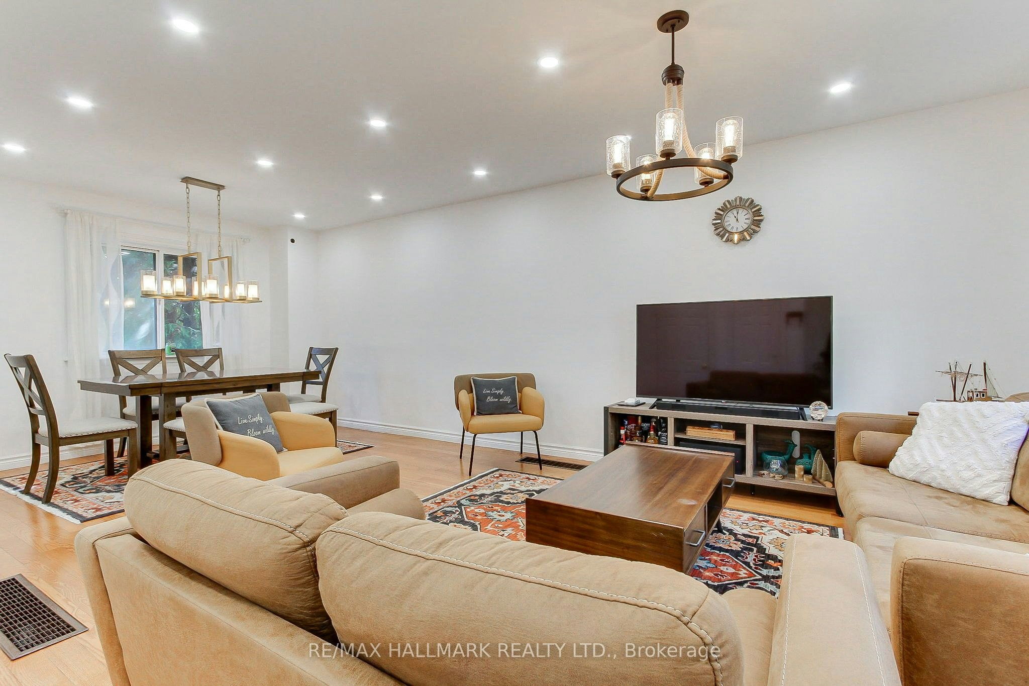 339 Neal Drive, Richmond Hill, ON, L4C 3L3 - 8