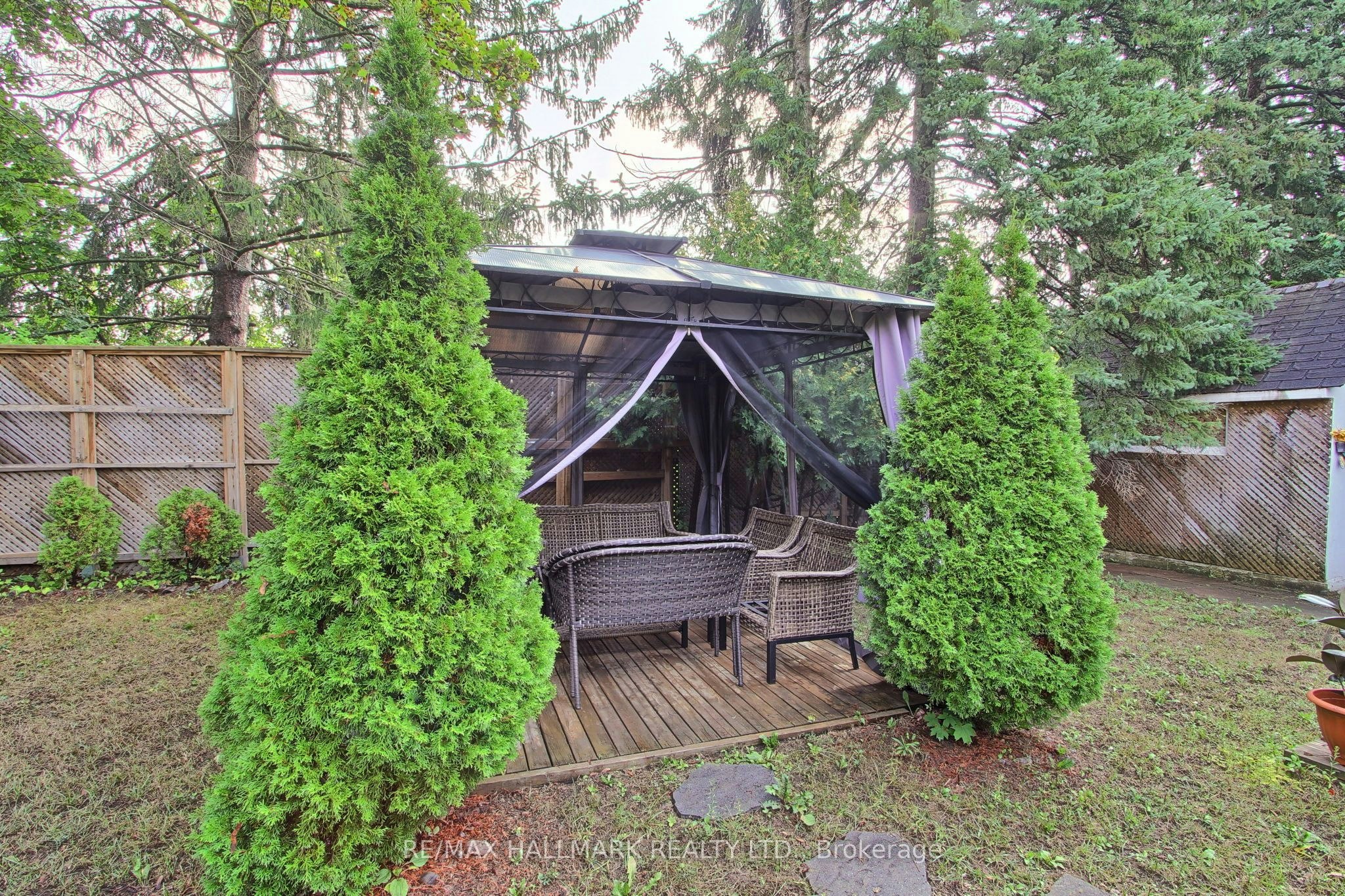 339 Neal Drive, Richmond Hill, ON, L4C 3L3 - 39