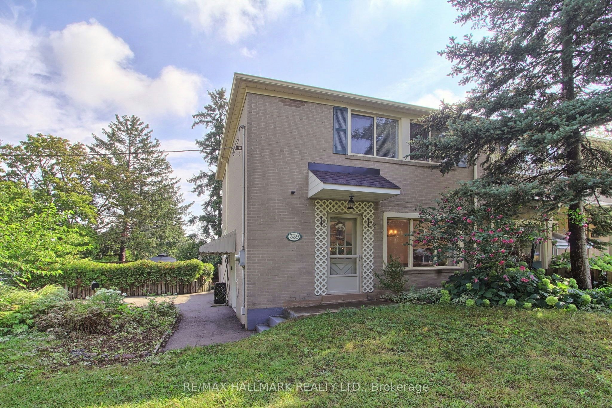 339 Neal Drive, Richmond Hill, ON, L4C 3L3 - 5