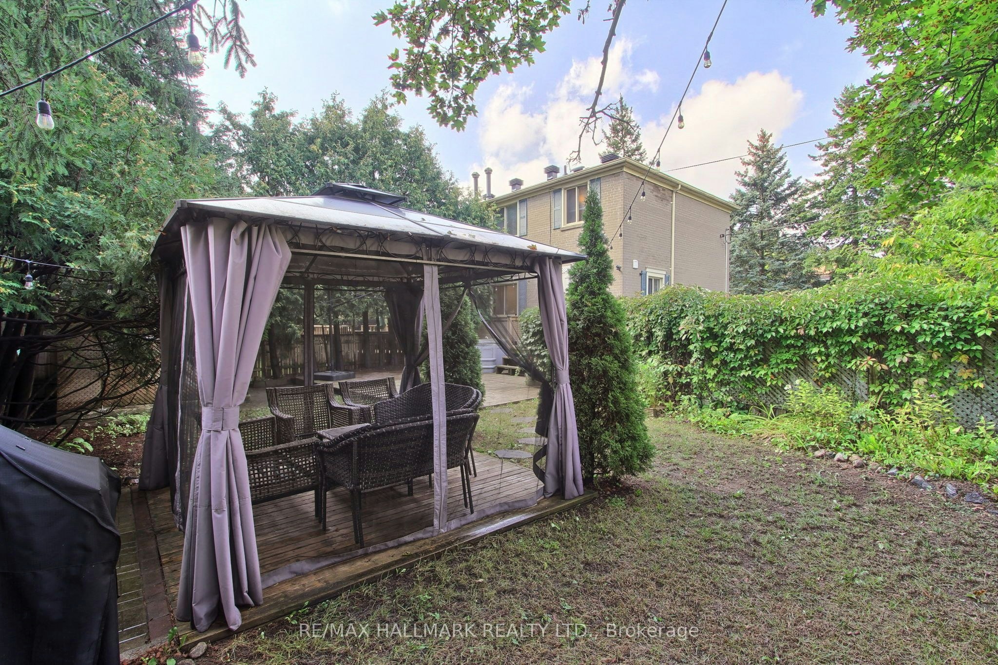 339 Neal Drive, Richmond Hill, ON, L4C 3L3 - 40