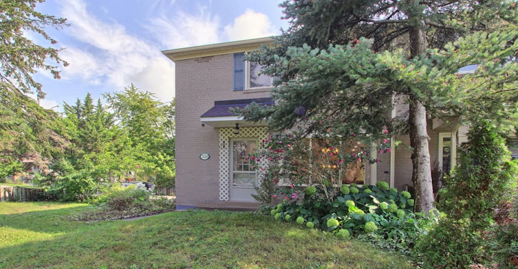 339 Neal Drive, Richmond Hill, ON, L4C 3L3 - 4