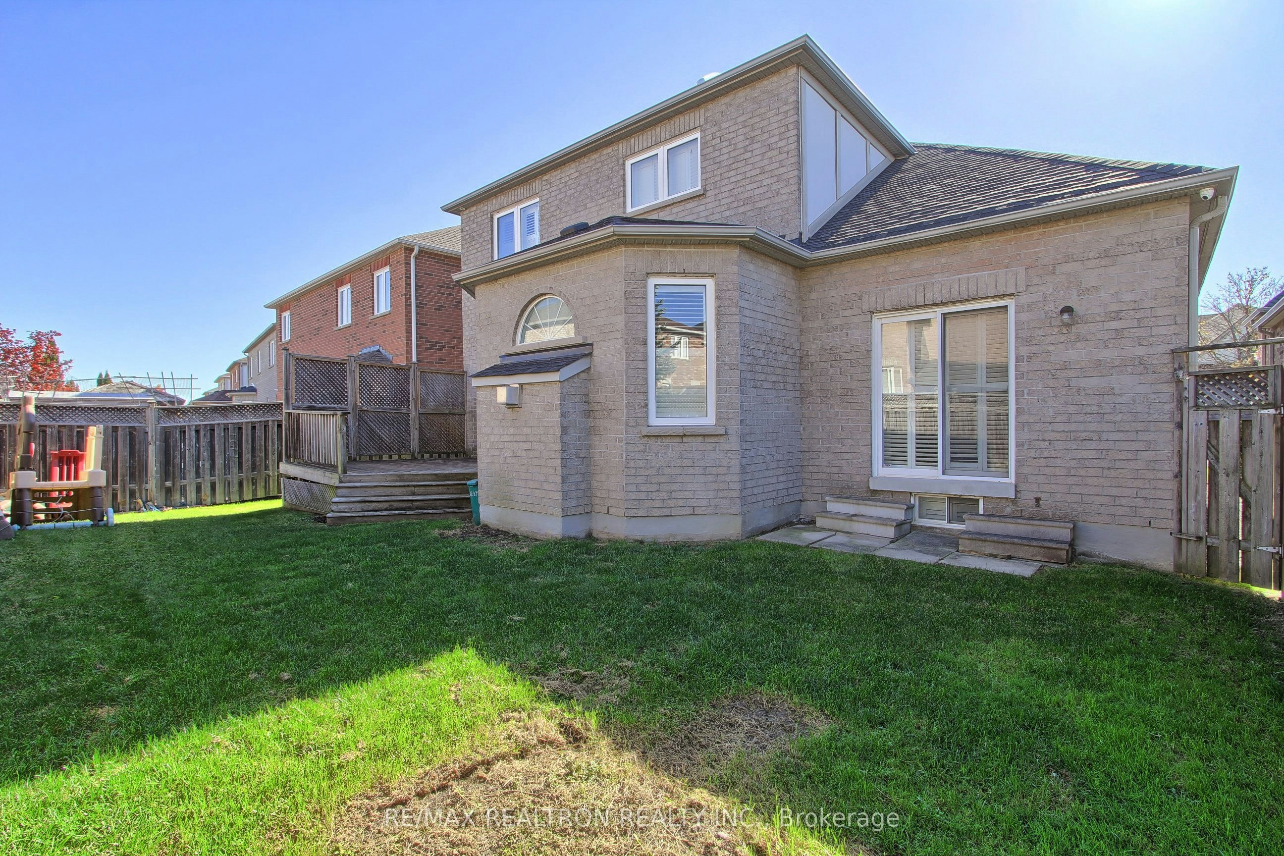 12 Victoria Wood Avenue, Markham, ON, L6E 1X7 - 43