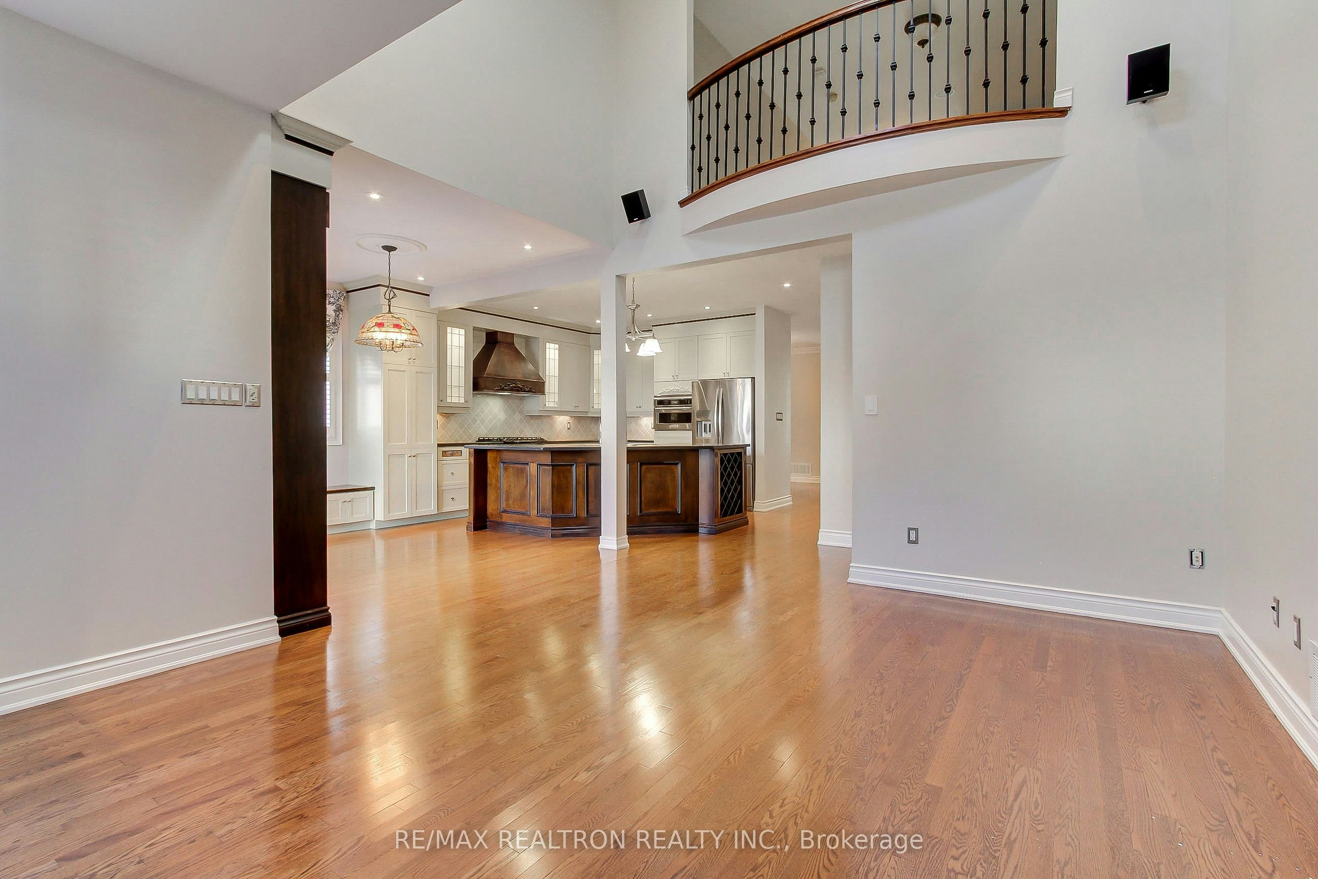 12 Victoria Wood Avenue, Markham, ON, L6E 1X7 - 17
