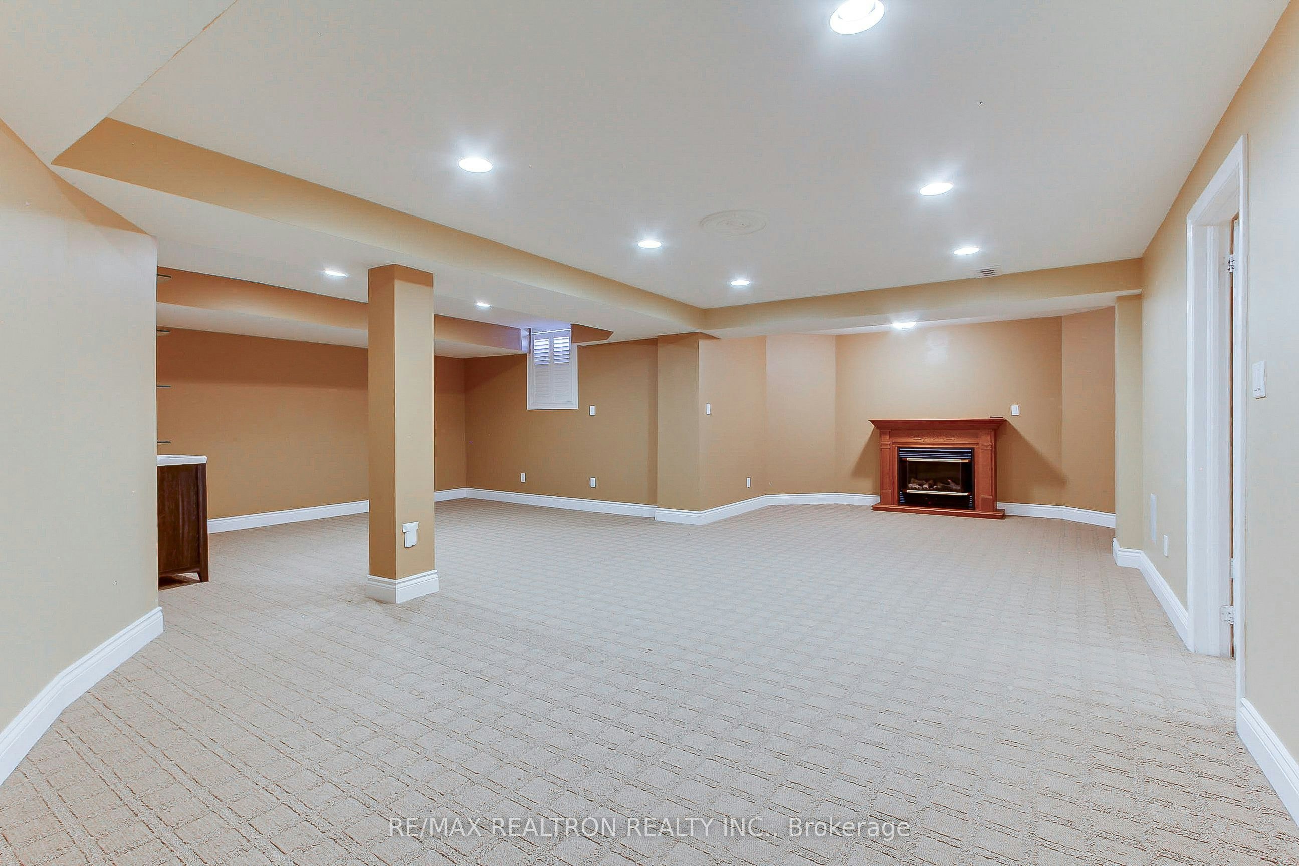 12 Victoria Wood Avenue, Markham, ON, L6E 1X7 - 36
