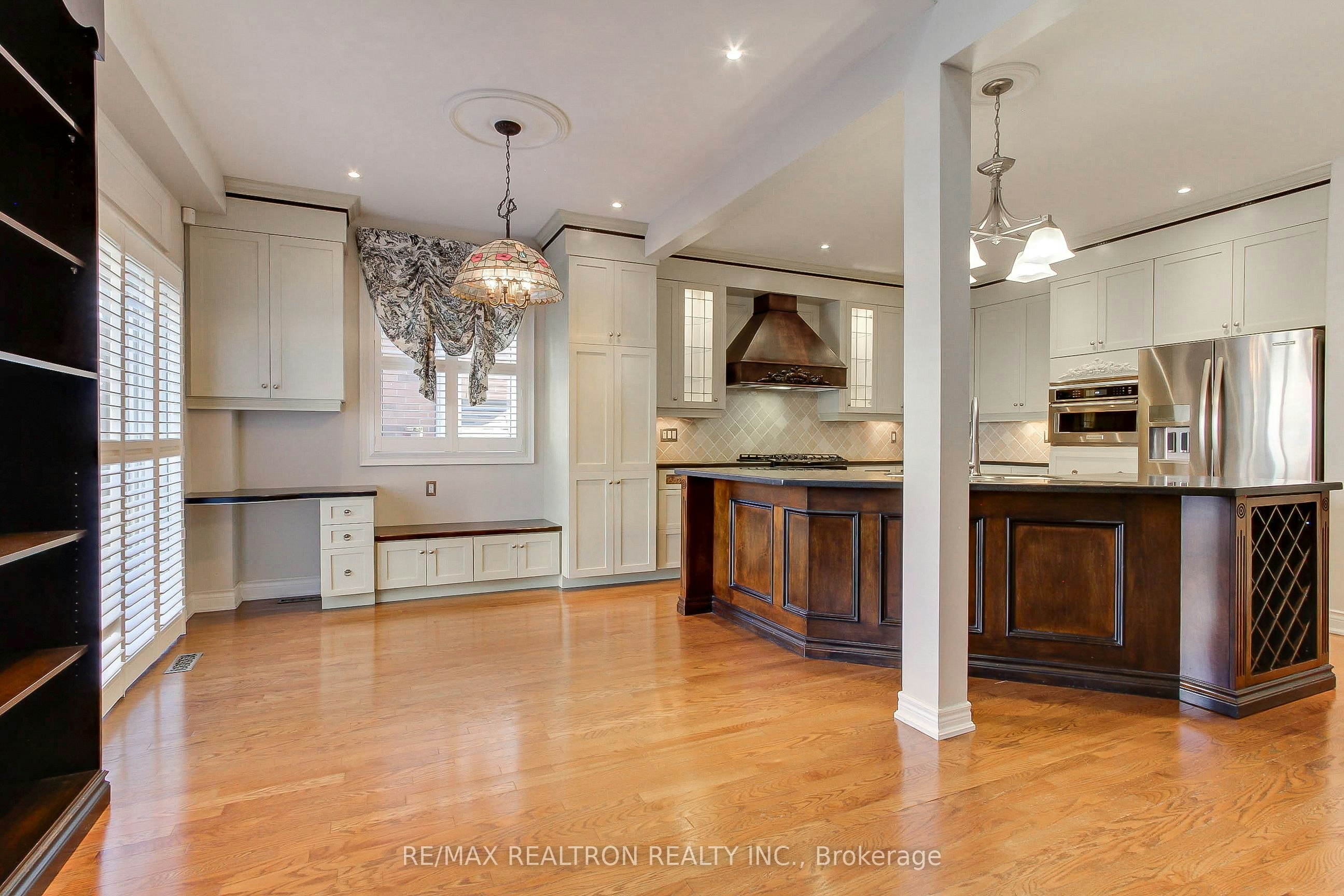 12 Victoria Wood Avenue, Markham, ON, L6E 1X7 - 13