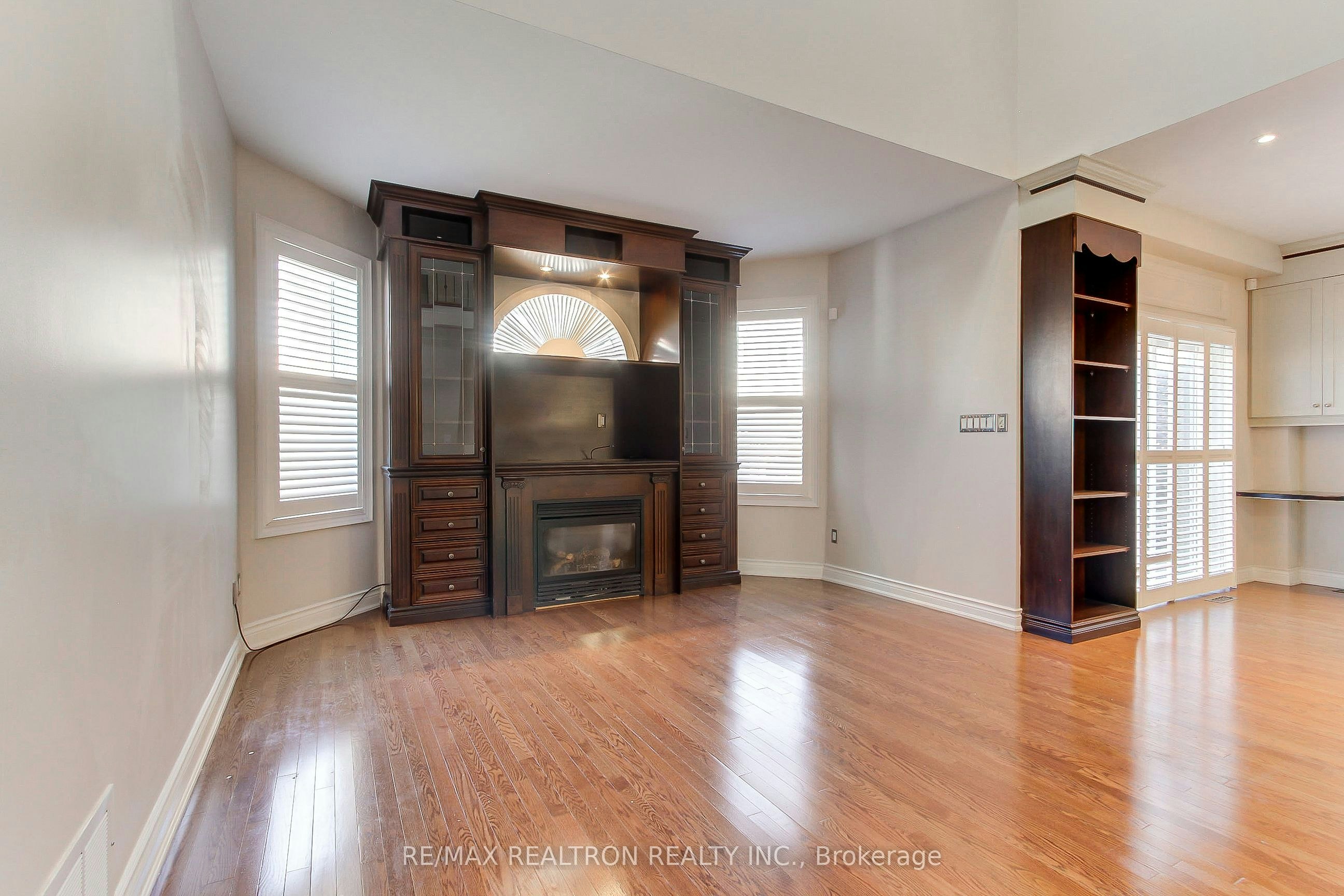 12 Victoria Wood Avenue, Markham, ON, L6E 1X7 - 16