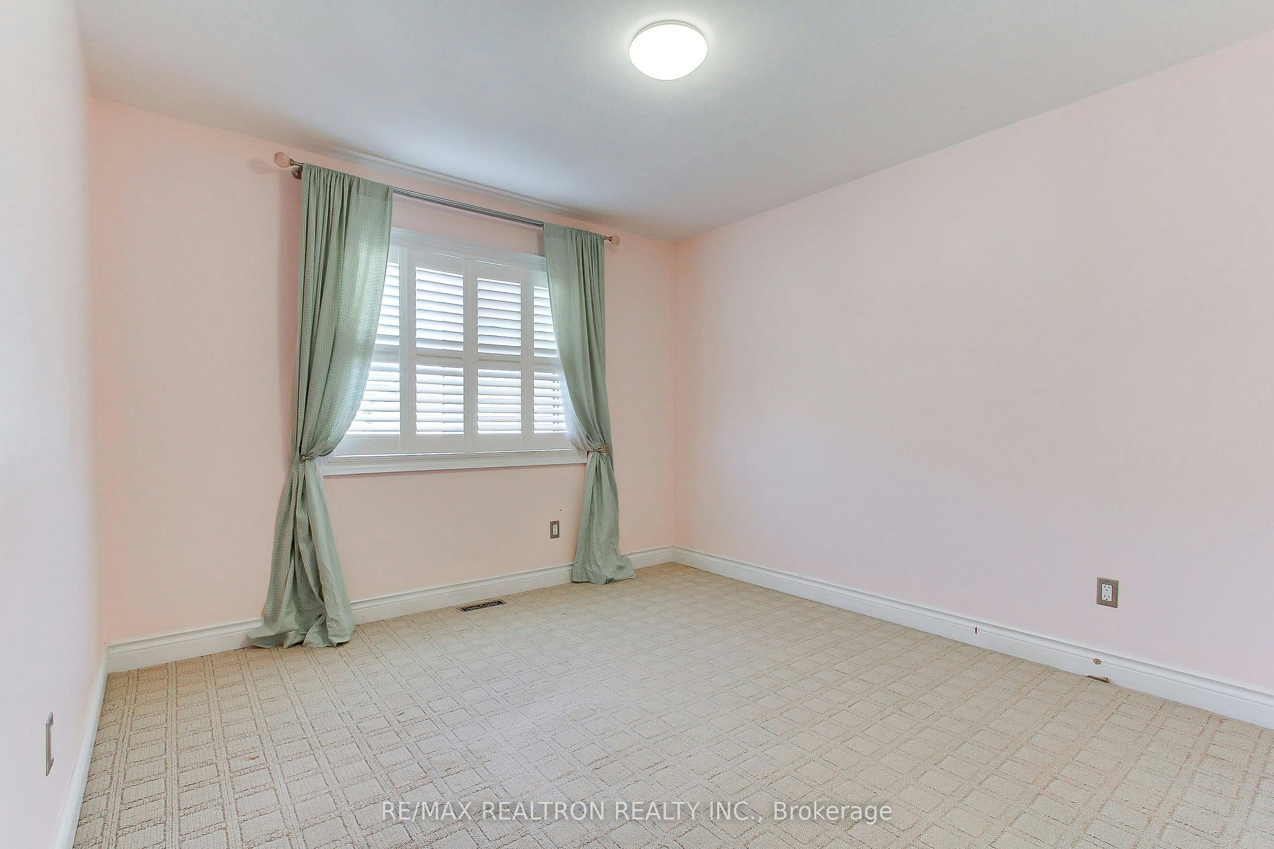 12 Victoria Wood Avenue, Markham, ON, L6E 1X7 - 30
