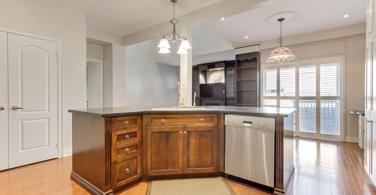 12 Victoria Wood Avenue, Markham, ON, L6E 1X7 - 10