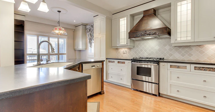 12 Victoria Wood Avenue, Markham, ON, L6E 1X7 - 11
