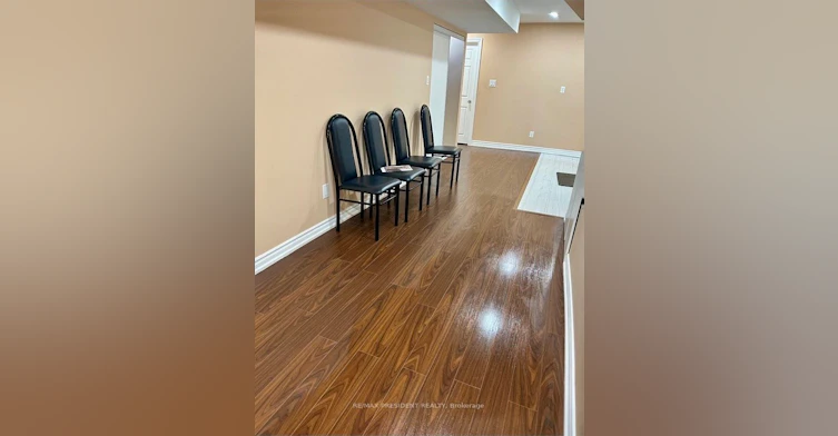 34 Webb Street, Bradford West Gwillimbury, ON, L3Z 0P9 - 3