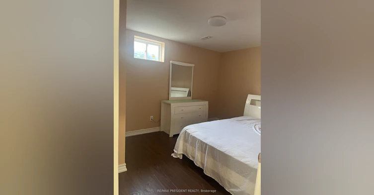34 Webb Street, Bradford West Gwillimbury, ON, L3Z 0P9 - 5