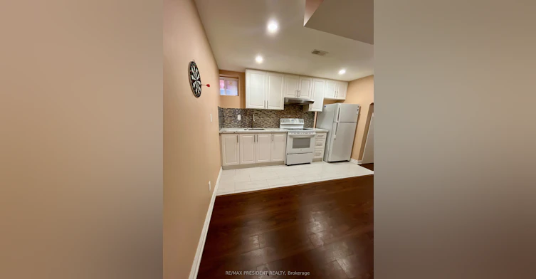 34 Webb Street, Bradford West Gwillimbury, ON, L3Z 0P9 - 4