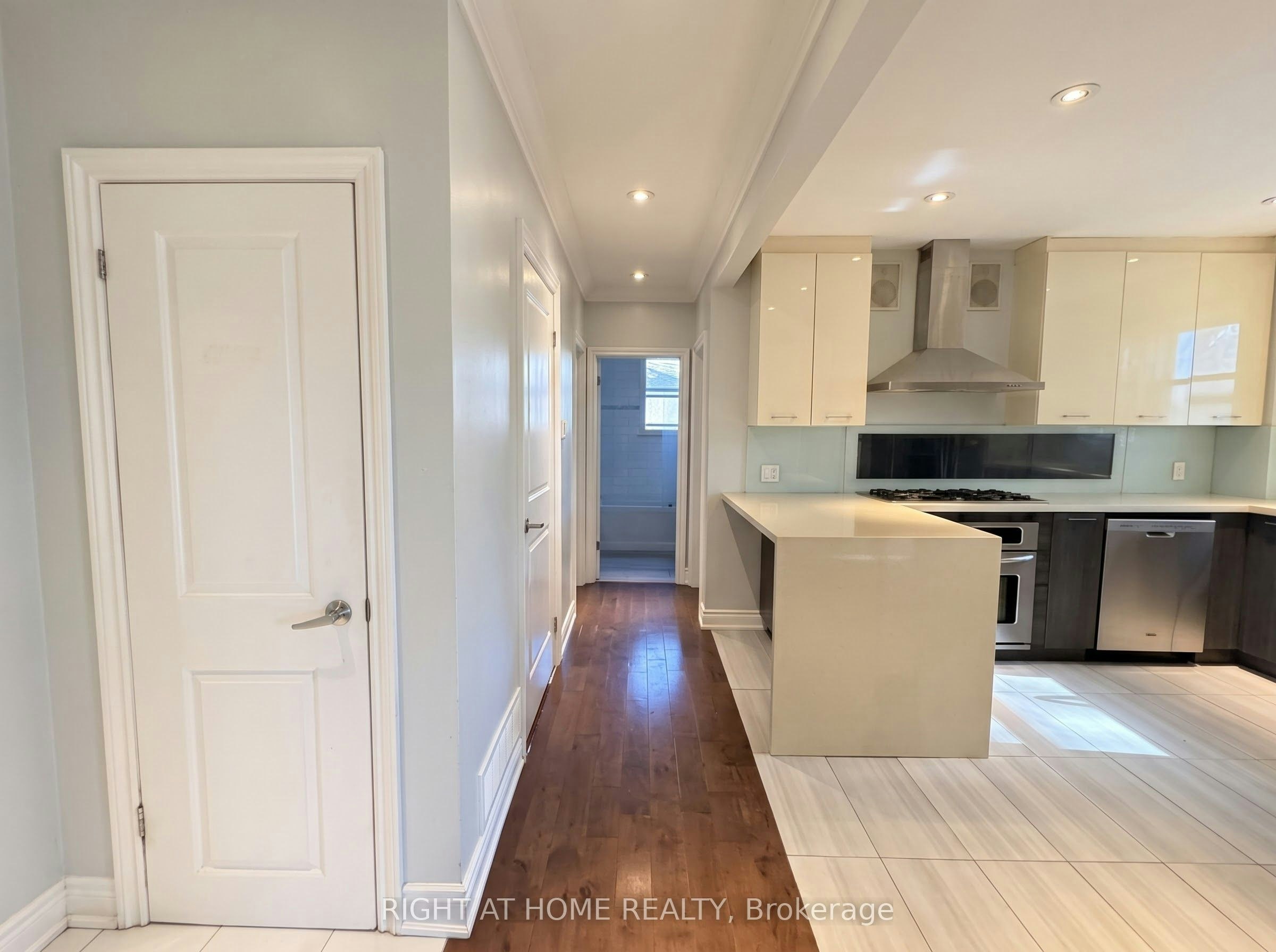 71 Rockport Crescent, Richmond Hill, ON, L4C 2L7 - 6