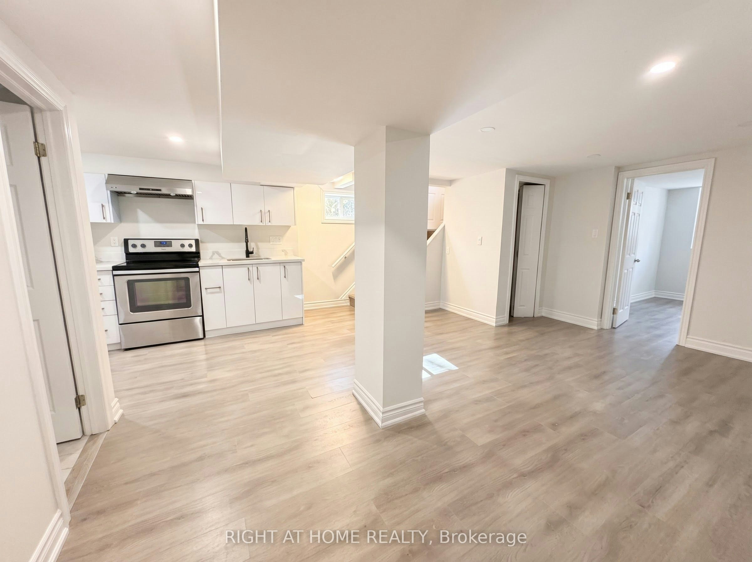 71 Rockport Crescent, Richmond Hill, ON, L4C 2L7 - 7