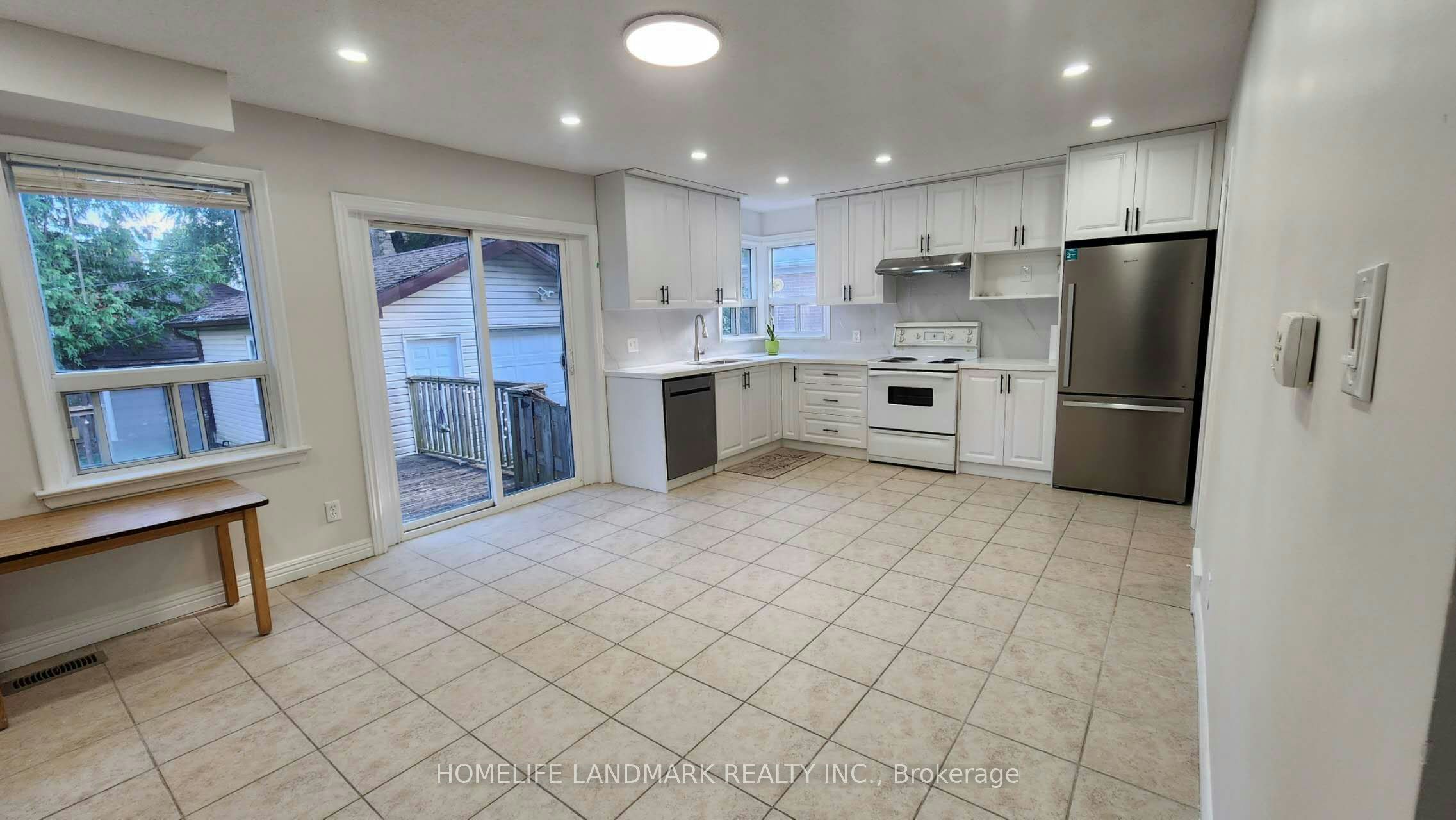 42 Cartier Crescent, Richmond Hill, ON, L4C 2N2 - 6