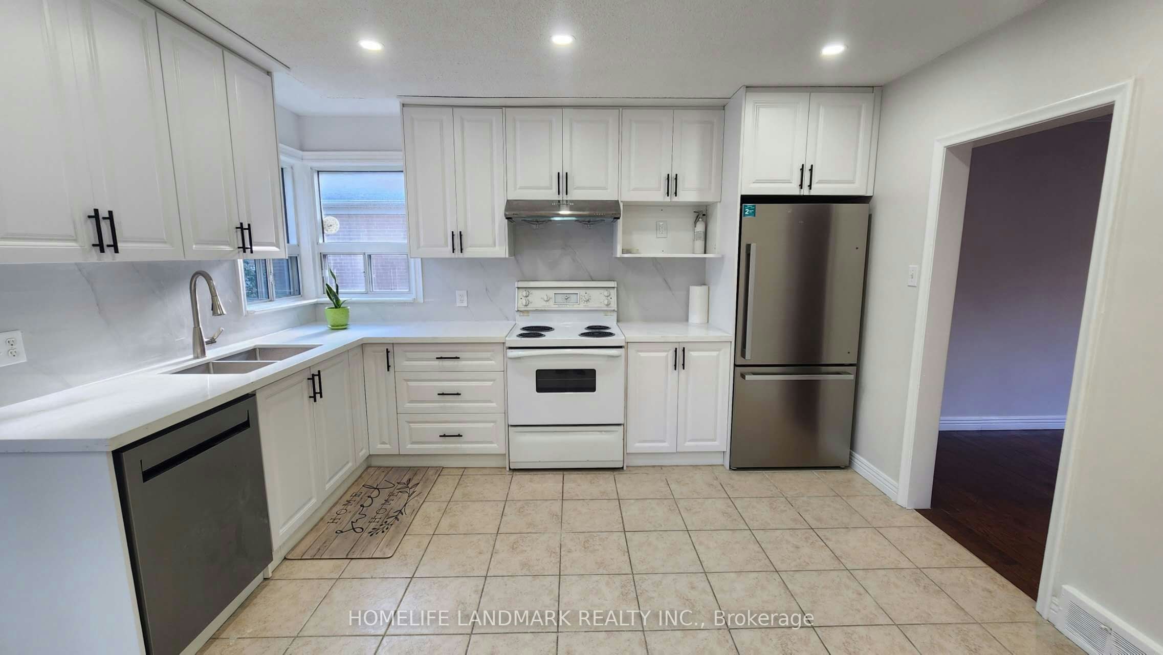 42 Cartier Crescent, Richmond Hill, ON, L4C 2N2 - 5