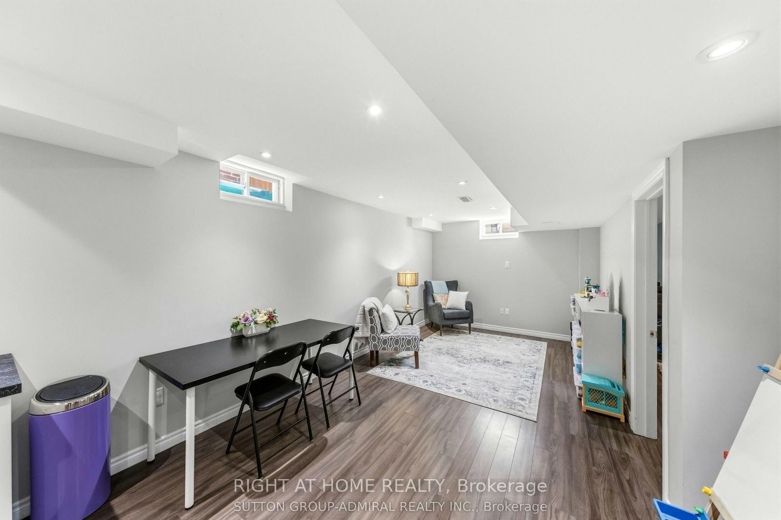 8 Napanee Street, Richmond Hill, ON, L4E 0X4 - 26