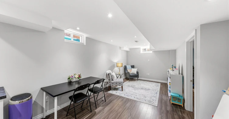 8 Napanee Street, Richmond Hill, ON, L4E 0X4 - 26