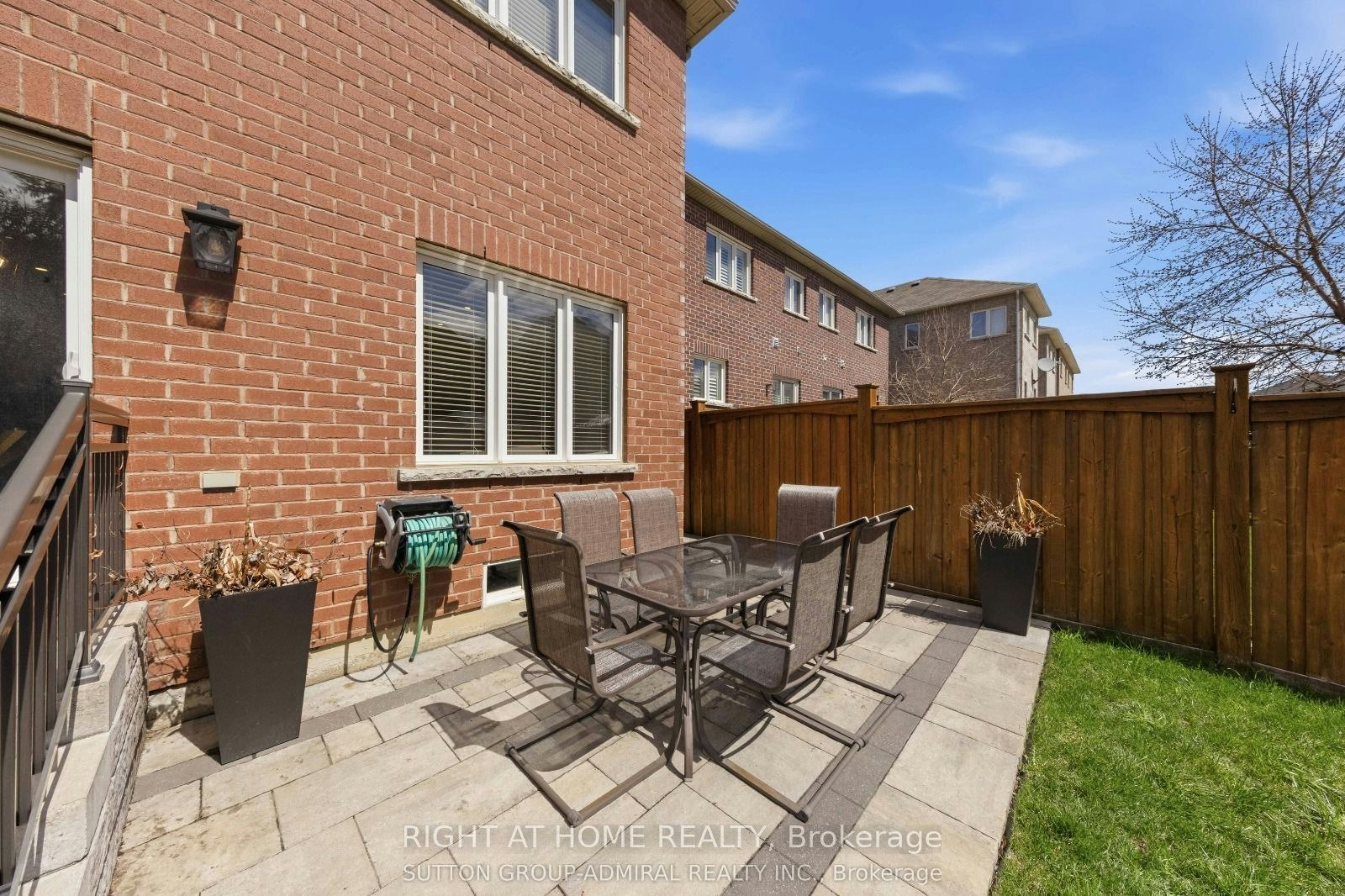 8 Napanee Street, Richmond Hill, ON, L4E 0X4 - 33