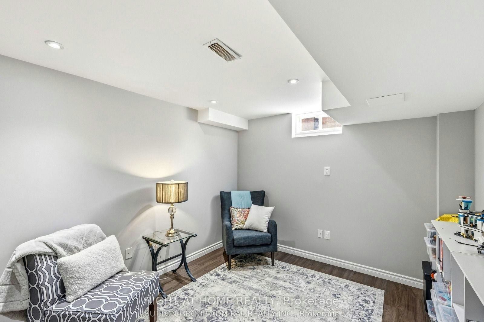 8 Napanee Street, Richmond Hill, ON, L4E 0X4 - 27
