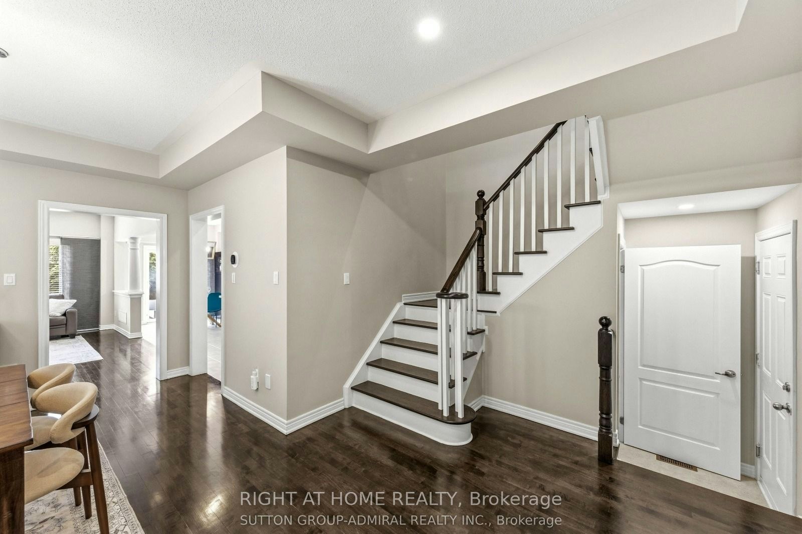 8 Napanee Street, Richmond Hill, ON, L4E 0X4 - 5