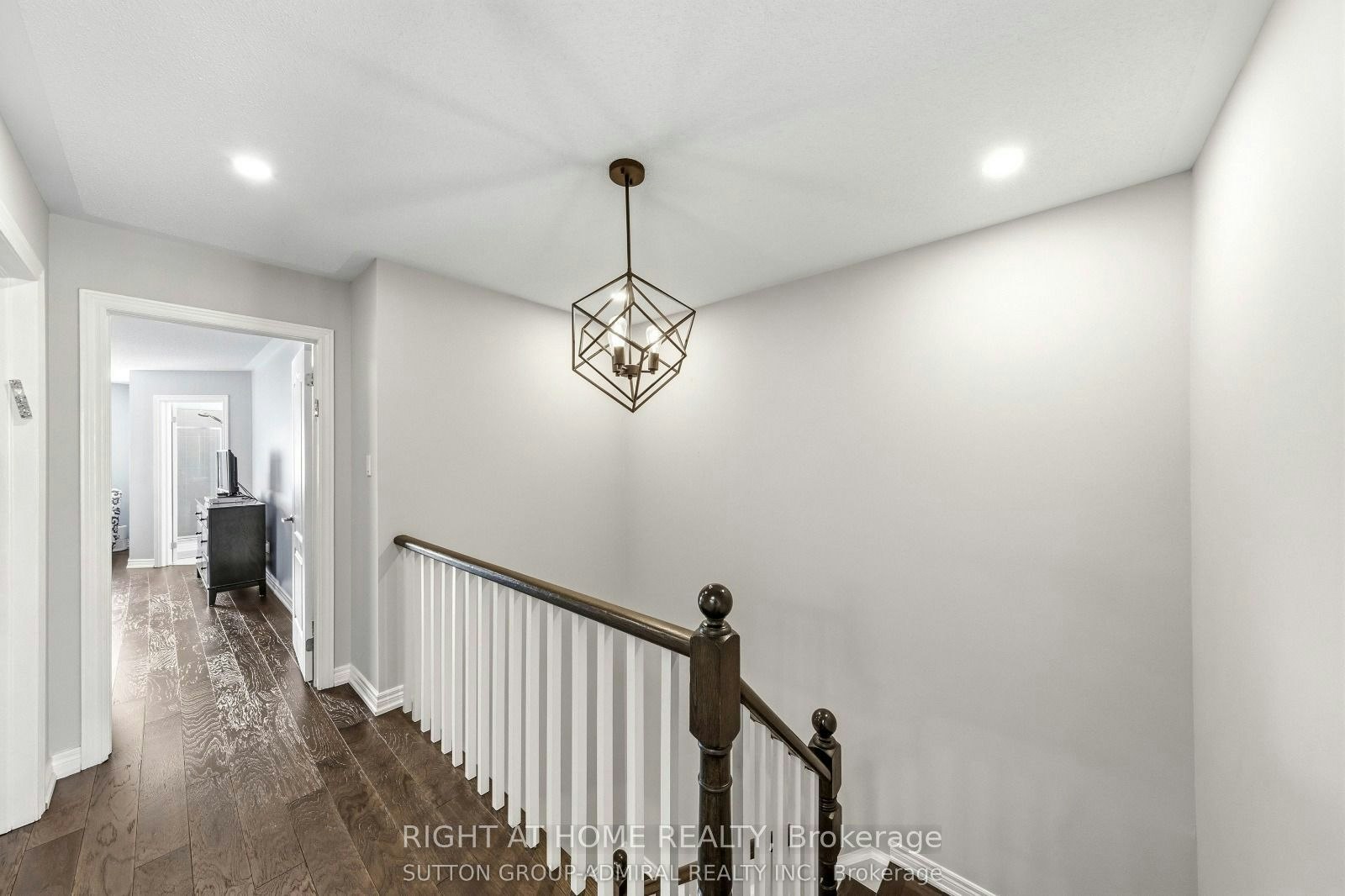 8 Napanee Street, Richmond Hill, ON, L4E 0X4 - 14