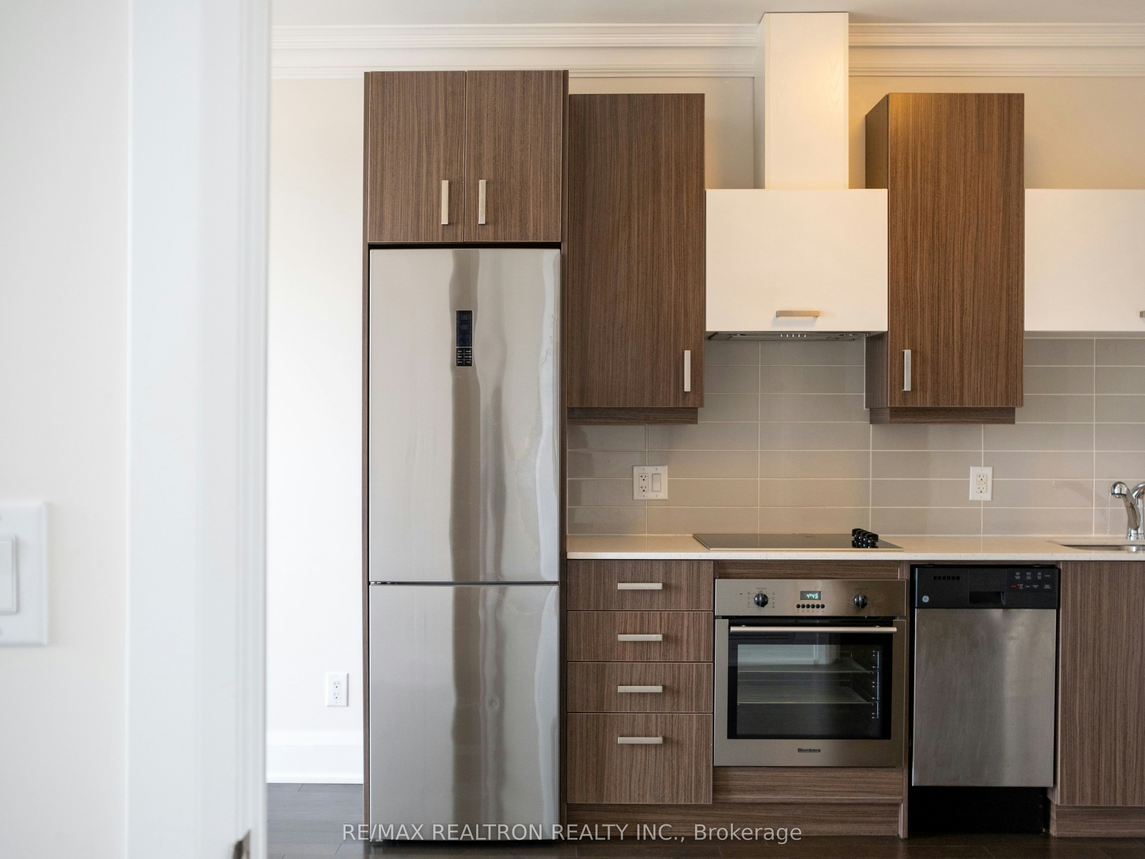 RG1-18 Uptown Drive, Markham, ON, L3R 5M5 - 6
