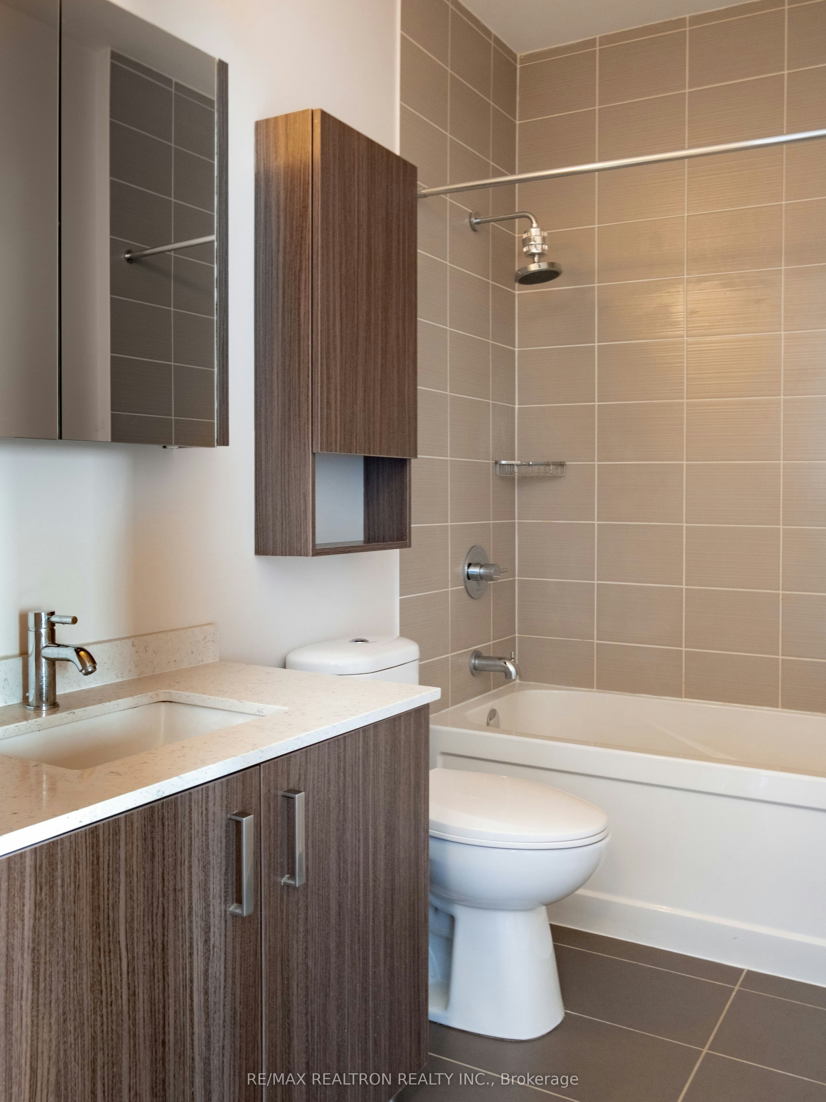 RG1-18 Uptown Drive, Markham, ON, L3R 5M5 - 8