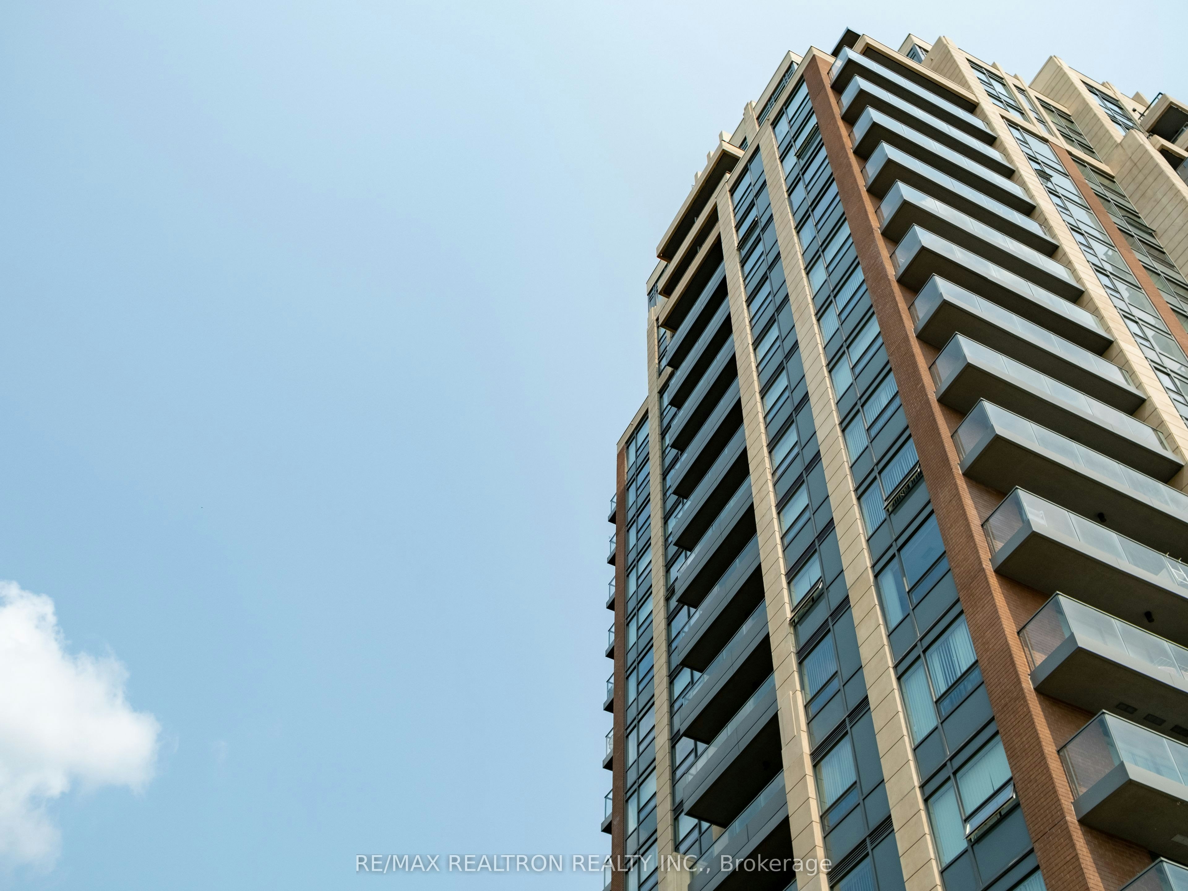 RG1-18 Uptown Drive, Markham, ON, L3R 5M5 - 16