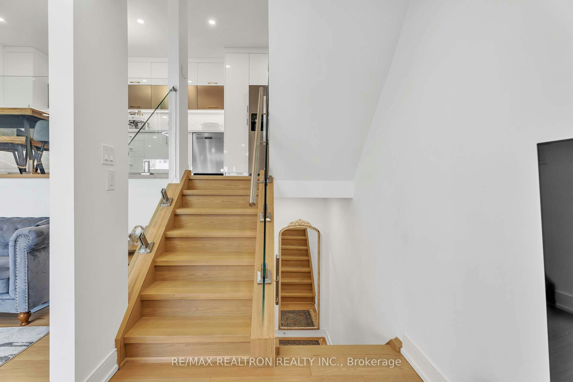 307 Milestone Crescent, Aurora, ON, L4G 3M2 - 5