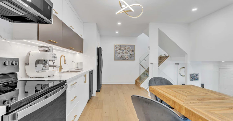 307 Milestone Crescent, Aurora, ON, L4G 3M2 - 6