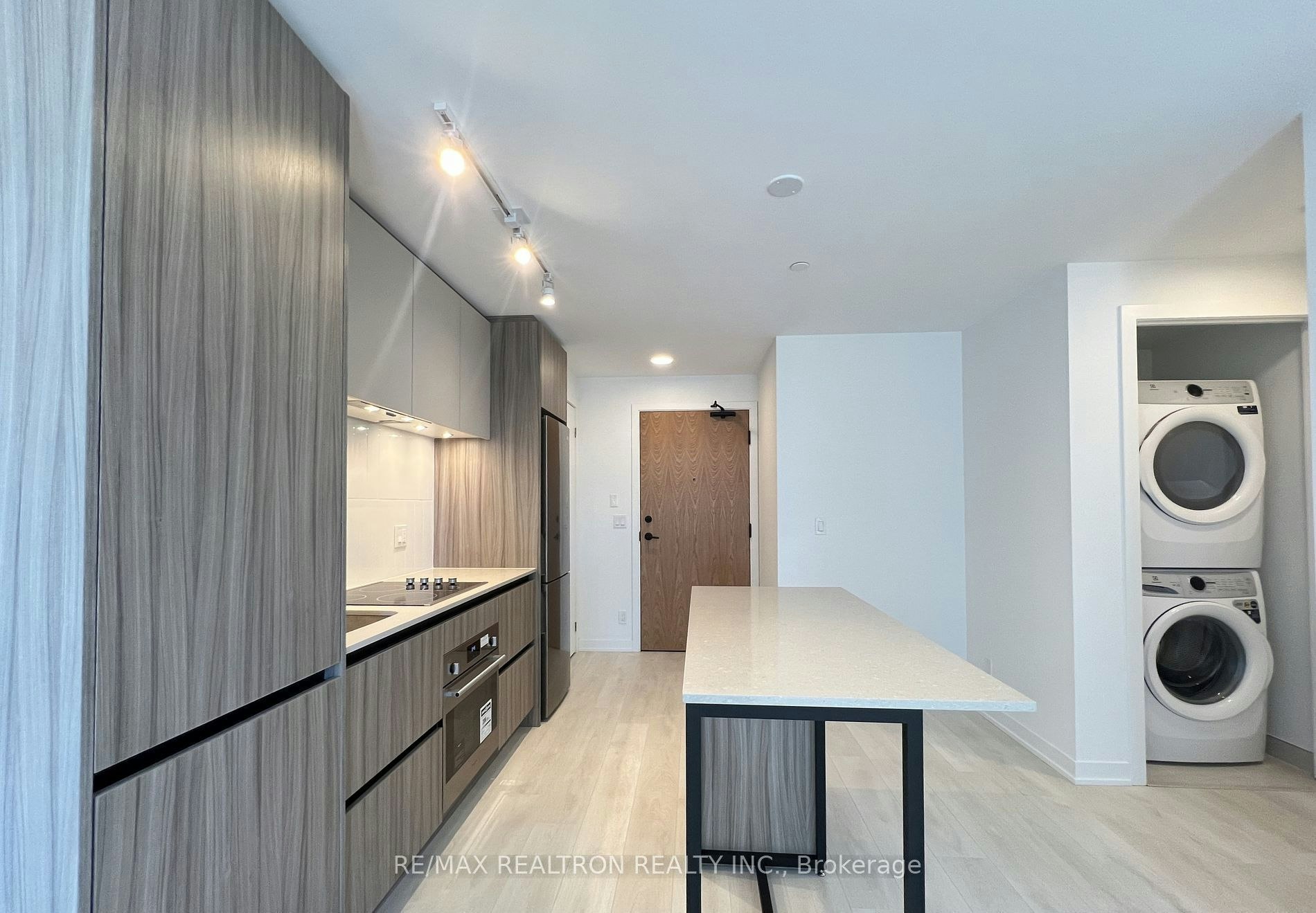 B-0910-7950 Bathurst Street, Vaughan, ON, L4J 0L4 - 2