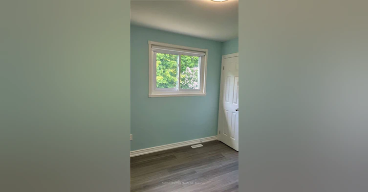 713 Elgin Street, Newmarket, ON, L3Y 3B5 - 10