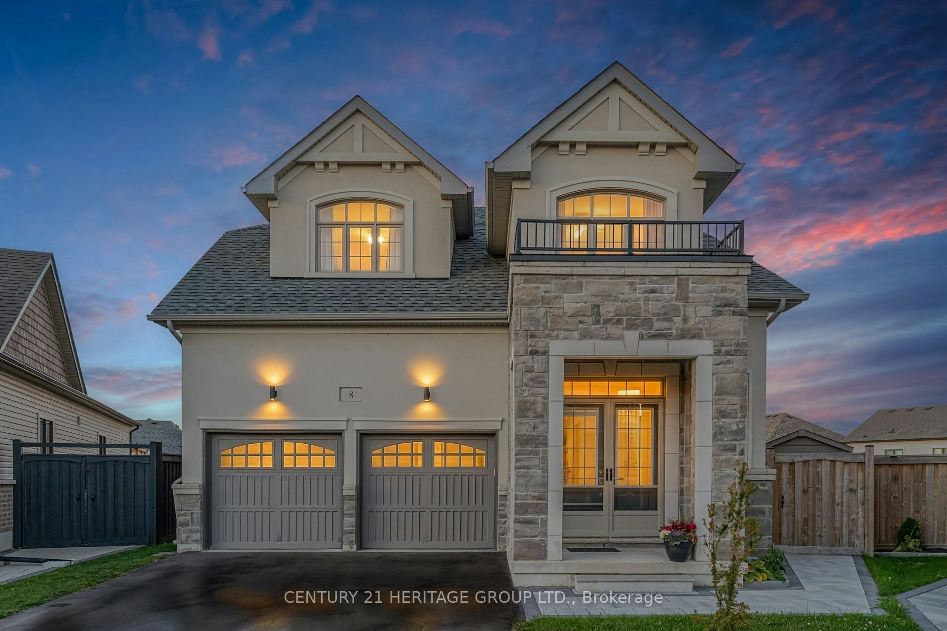 8 Pietrowski Drive, Georgina, ON, L4P 0J7