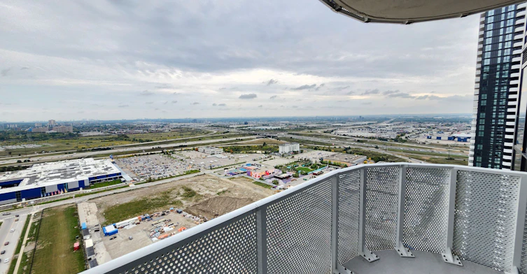 3312-28 Interchange Way, Vaughan, ON, L4K 0P8 - 2