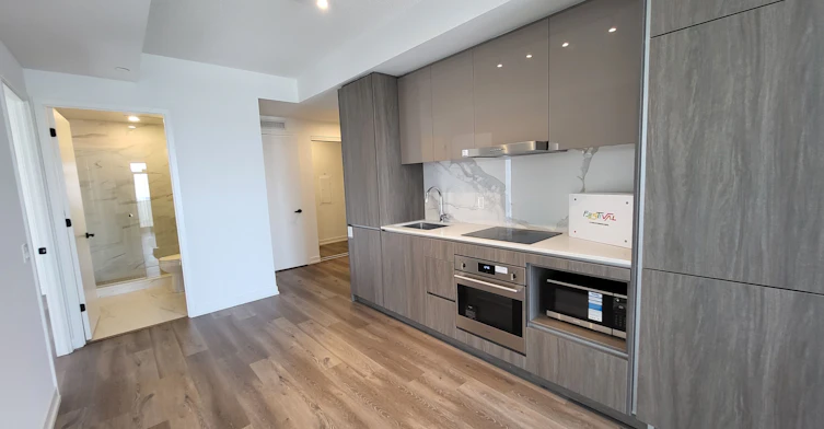 3312-28 Interchange Way, Vaughan, ON, L4K 0P8 - 4