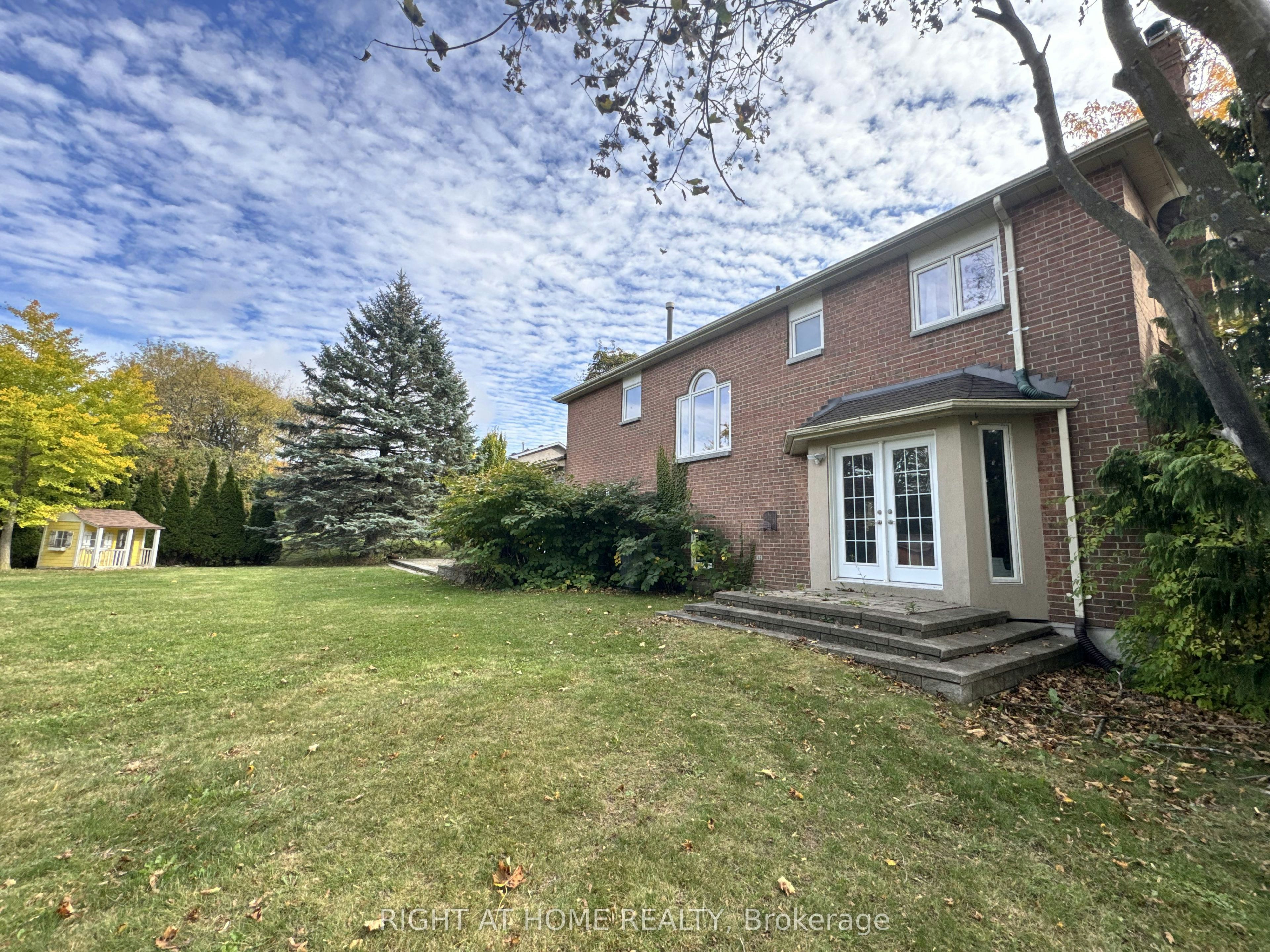 208 Burton Grove, King, ON, L7B 1C7 - 26