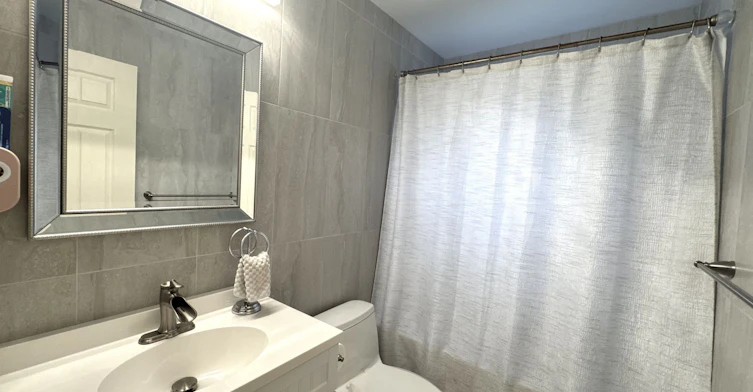 208 Burton Grove, King, ON, L7B 1C7 - 17