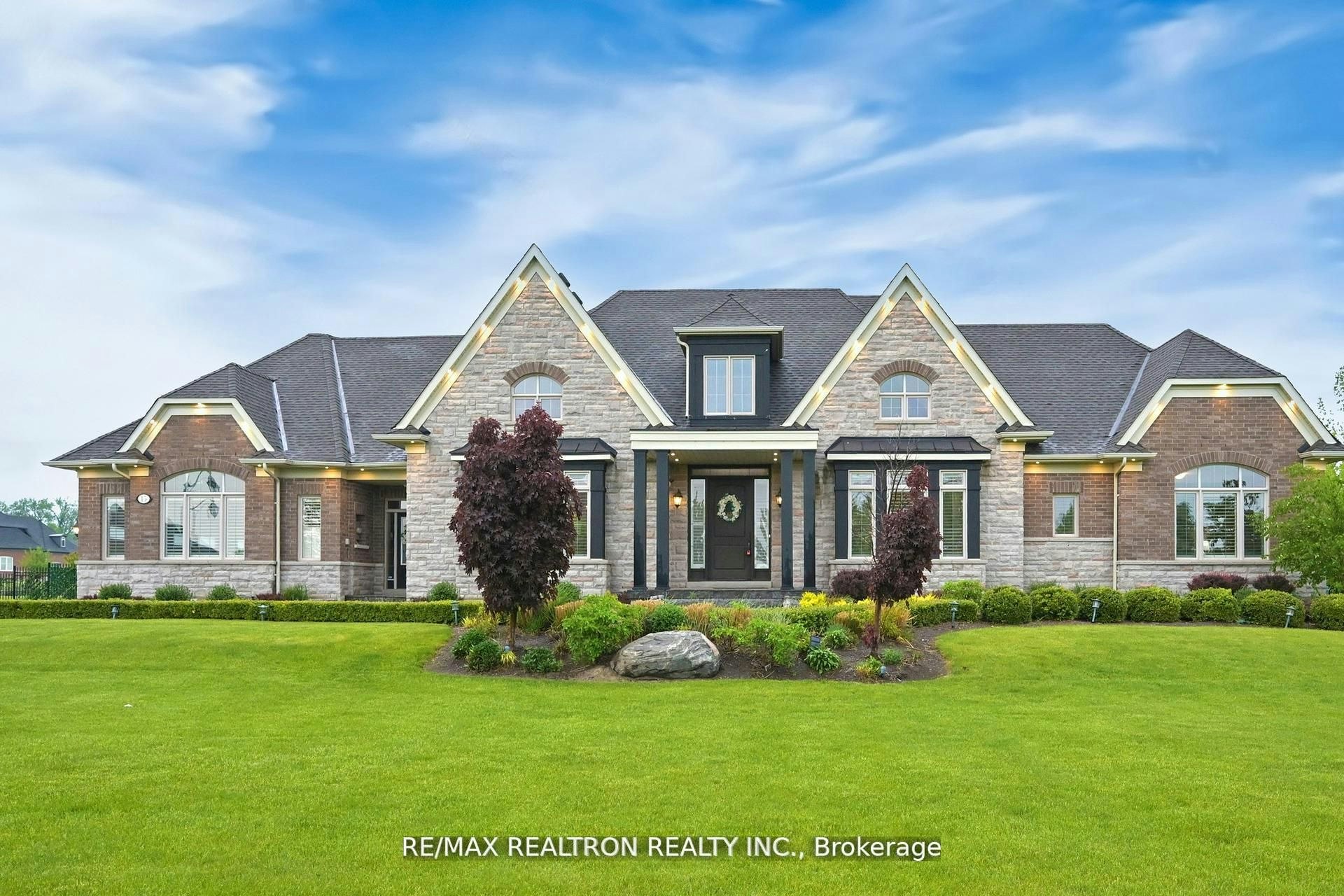 15 Pine Vista Avenue, Whitchurch-Stouffville, ON, L4A 1R9