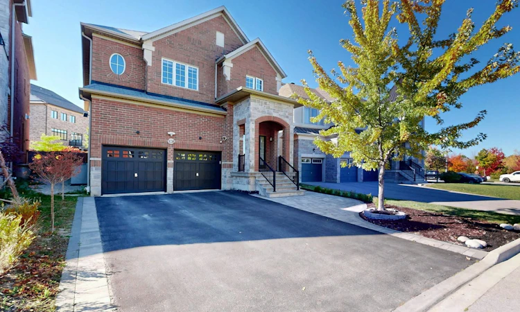 108 Baldry Avenue