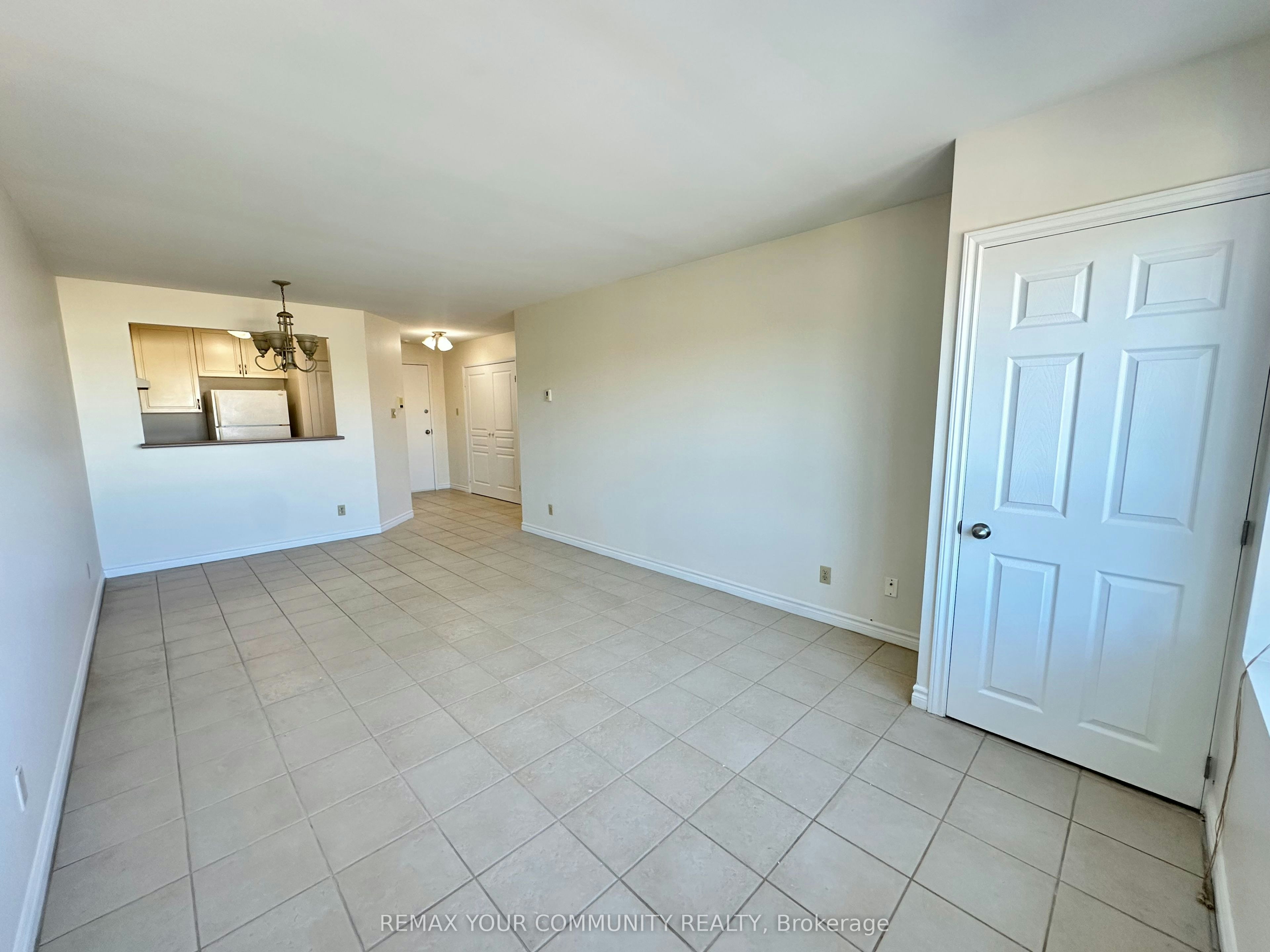 503-15207 Yonge Street, Aurora, ON, L4G 1L8 - 11
