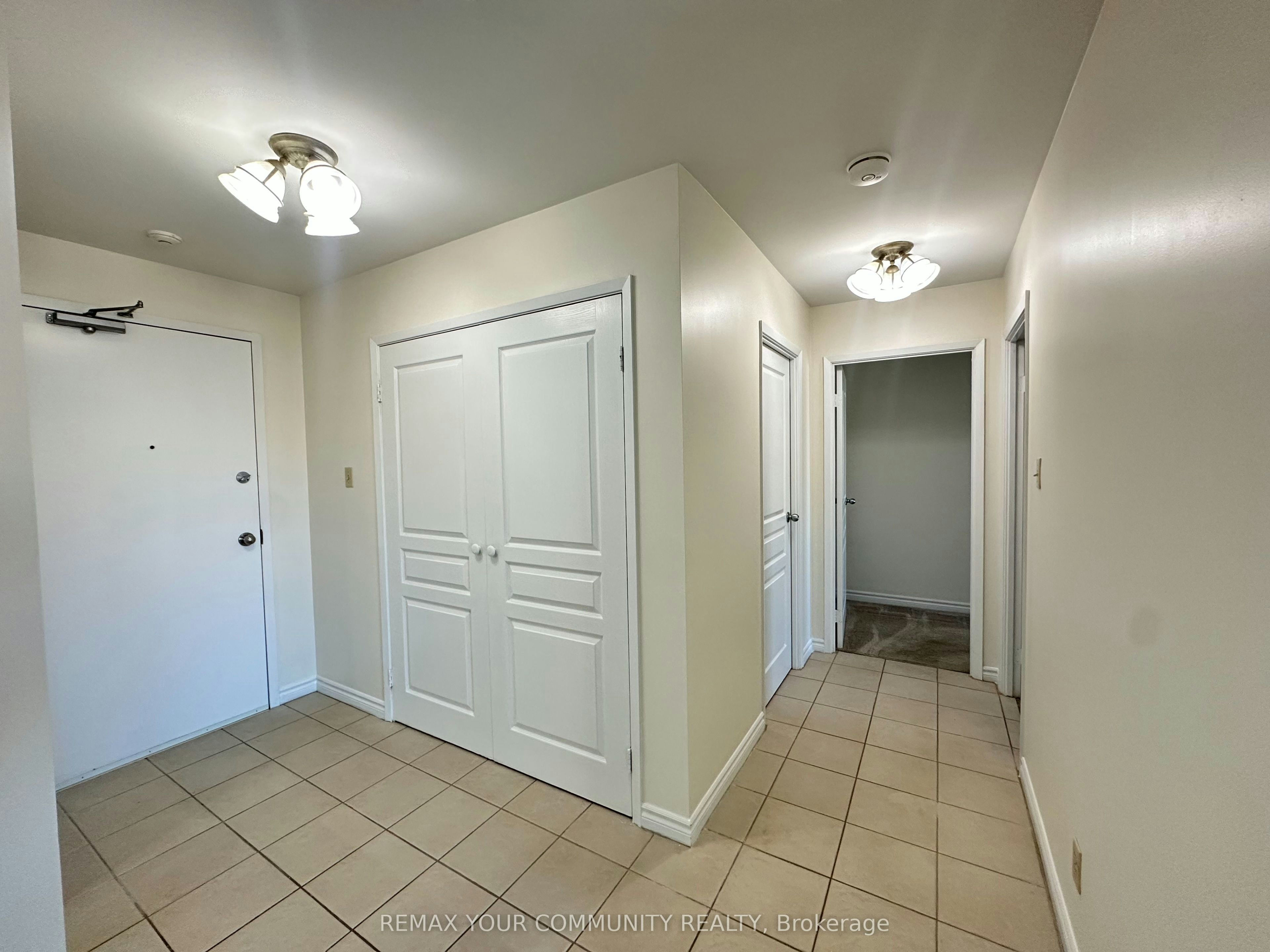 503-15207 Yonge Street, Aurora, ON, L4G 1L8 - 2
