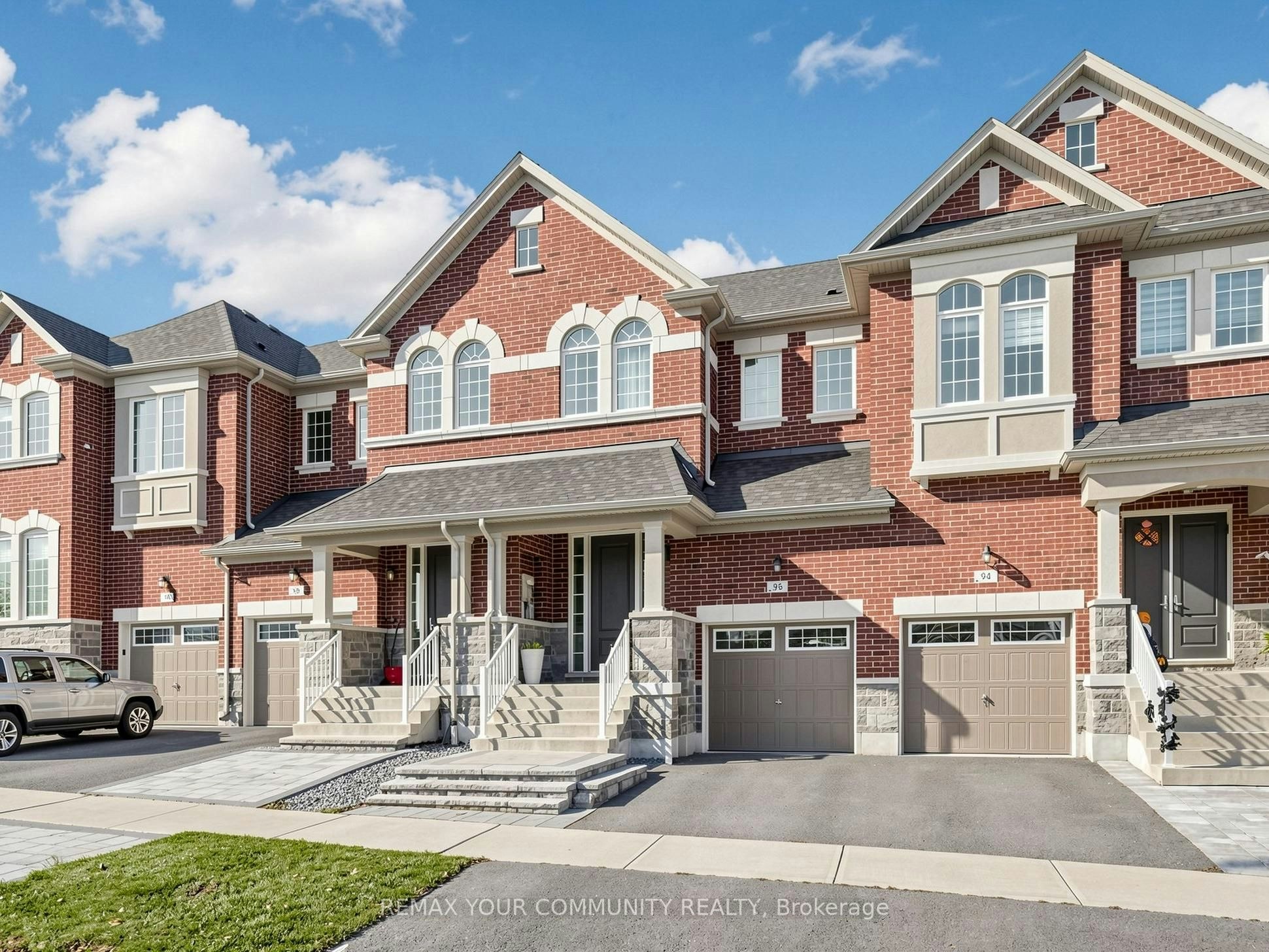 96 Drizzel Crescent, Richmond Hill, ON, L4E 2Z1