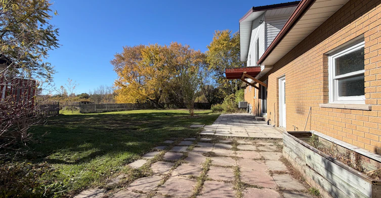 1135 Rovenshoe Road S, East Gwillimbury, ON, L4P 3E9 - 4