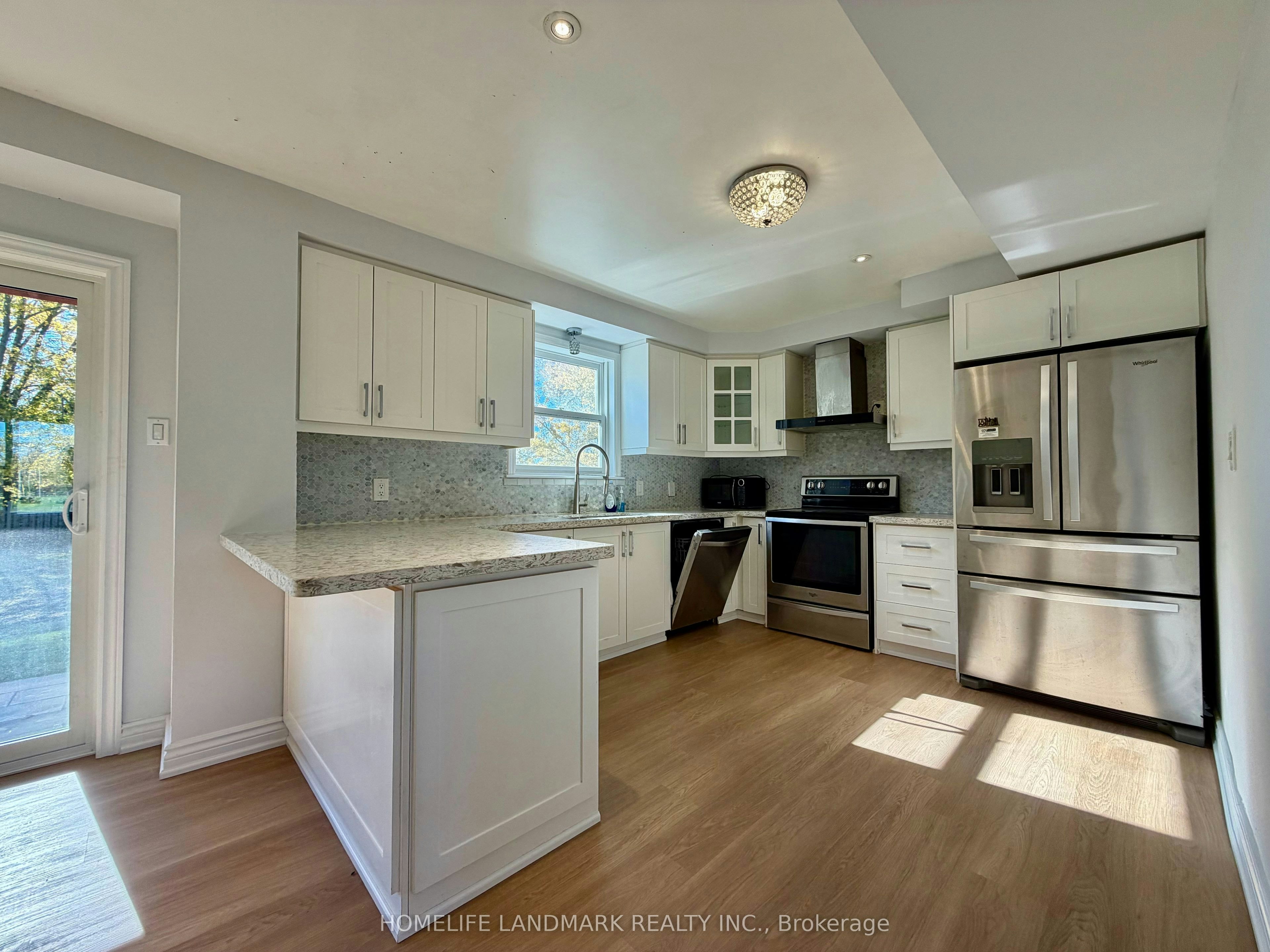 1135 Rovenshoe Road S, East Gwillimbury, ON, L4P 3E9 - 8