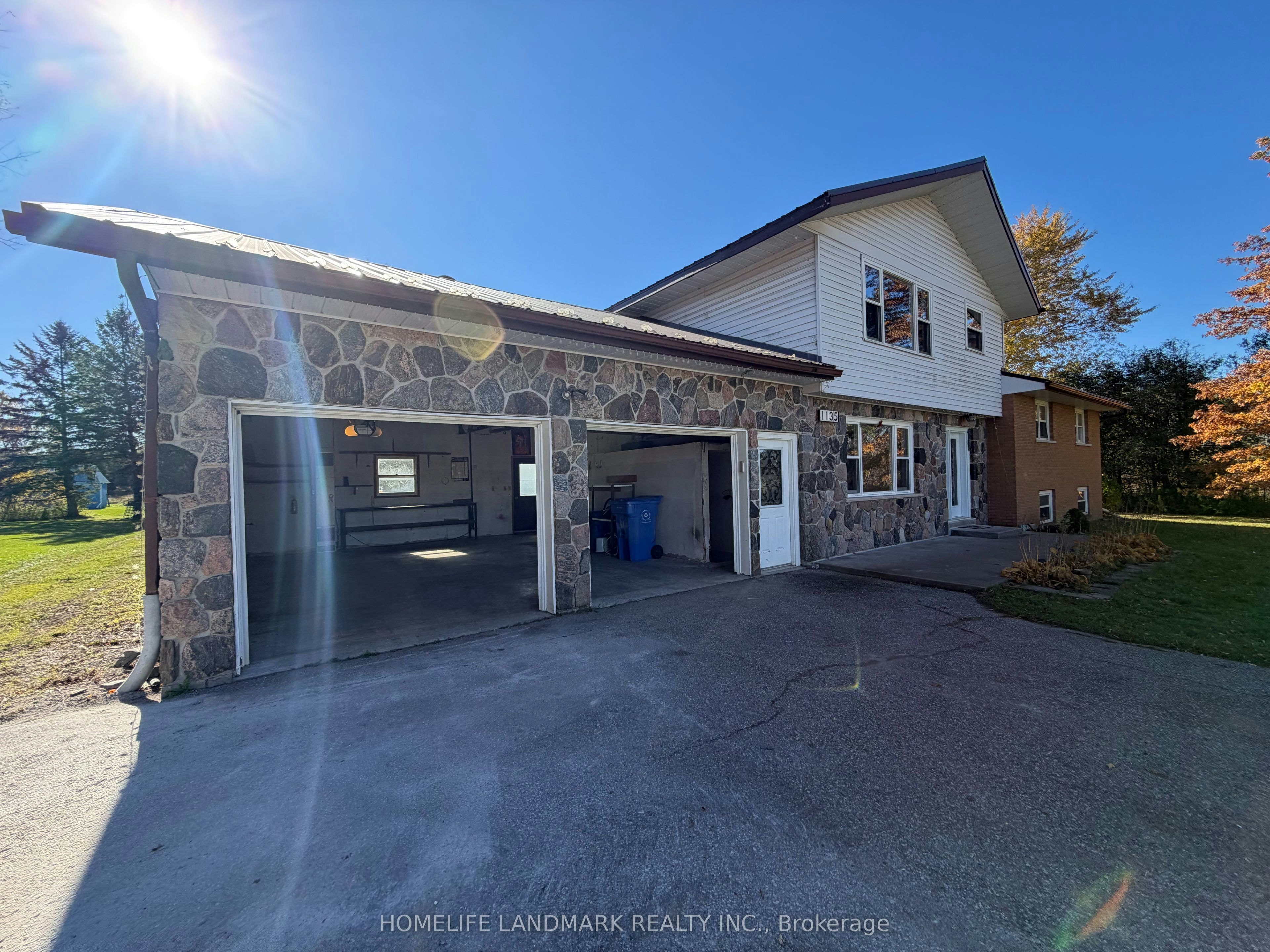 1135 Rovenshoe Road S, East Gwillimbury, ON, L4P 3E9 - 29