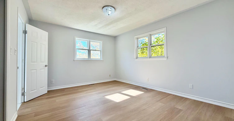 1135 Rovenshoe Road S, East Gwillimbury, ON, L4P 3E9 - 12